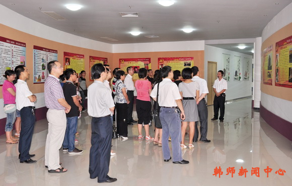 机关党总支组织机关党员干部参观廉政教育基地