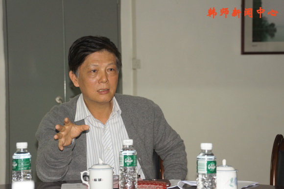 中国语言文学系:齐心协力,全面推进各项工作