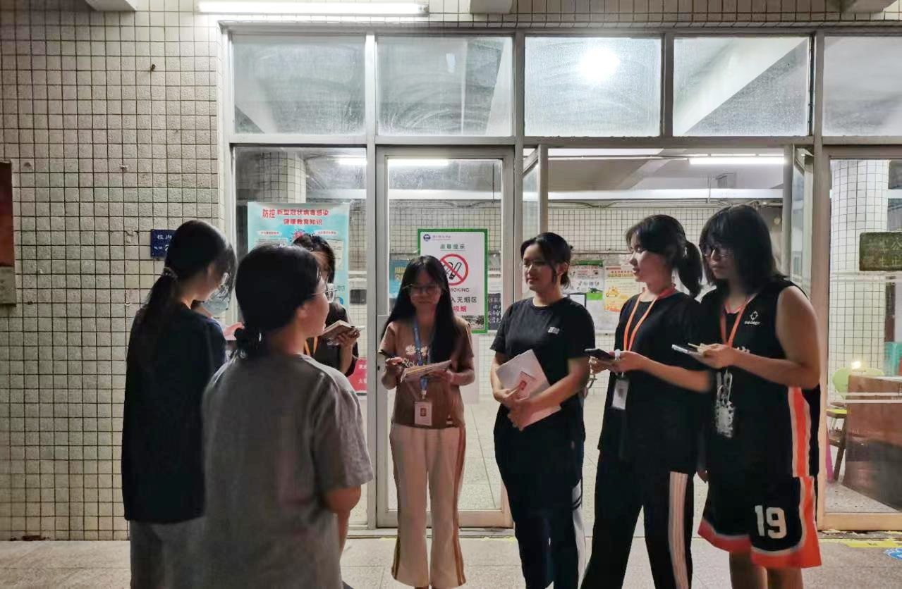 党委学生工作部开展学生住宿情况突击检查