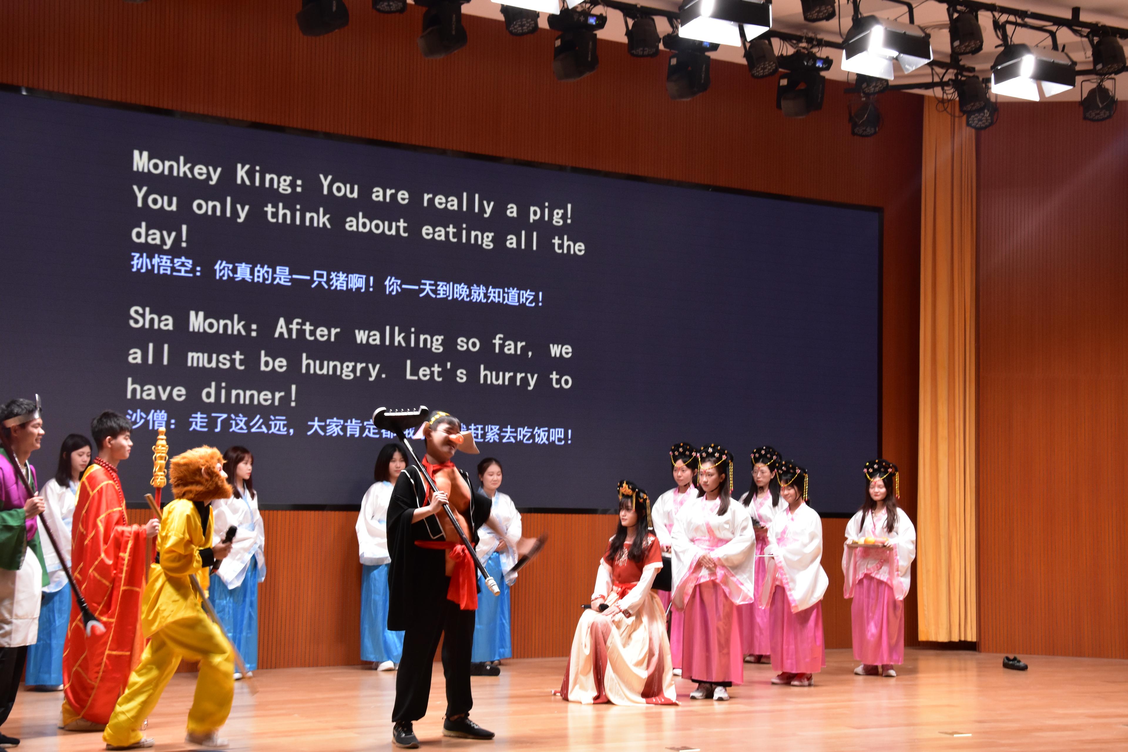 外国语学院举办首届“ 读原著，改剧本，演戏剧”英语戏剧节